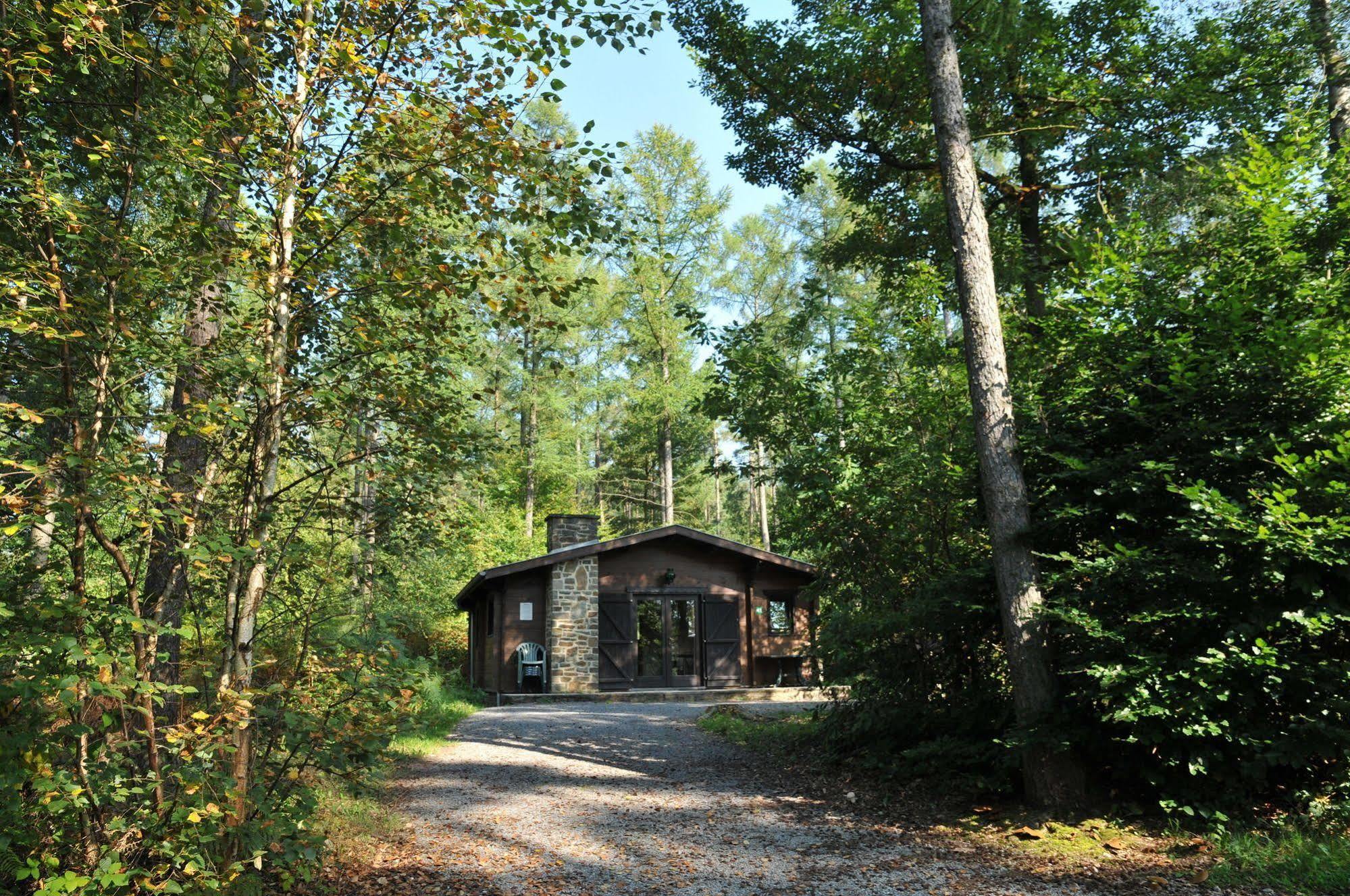 Village De Vacances De Vencimont Vonêche 외부 사진