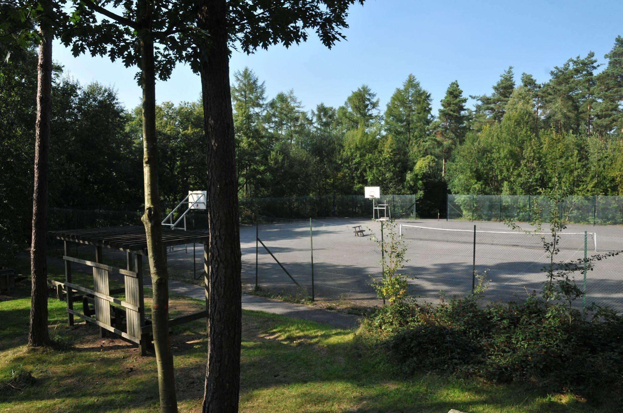 Village De Vacances De Vencimont Vonêche 외부 사진